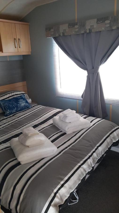 Holiday Caravan Clacton-on-Sea Exterior foto